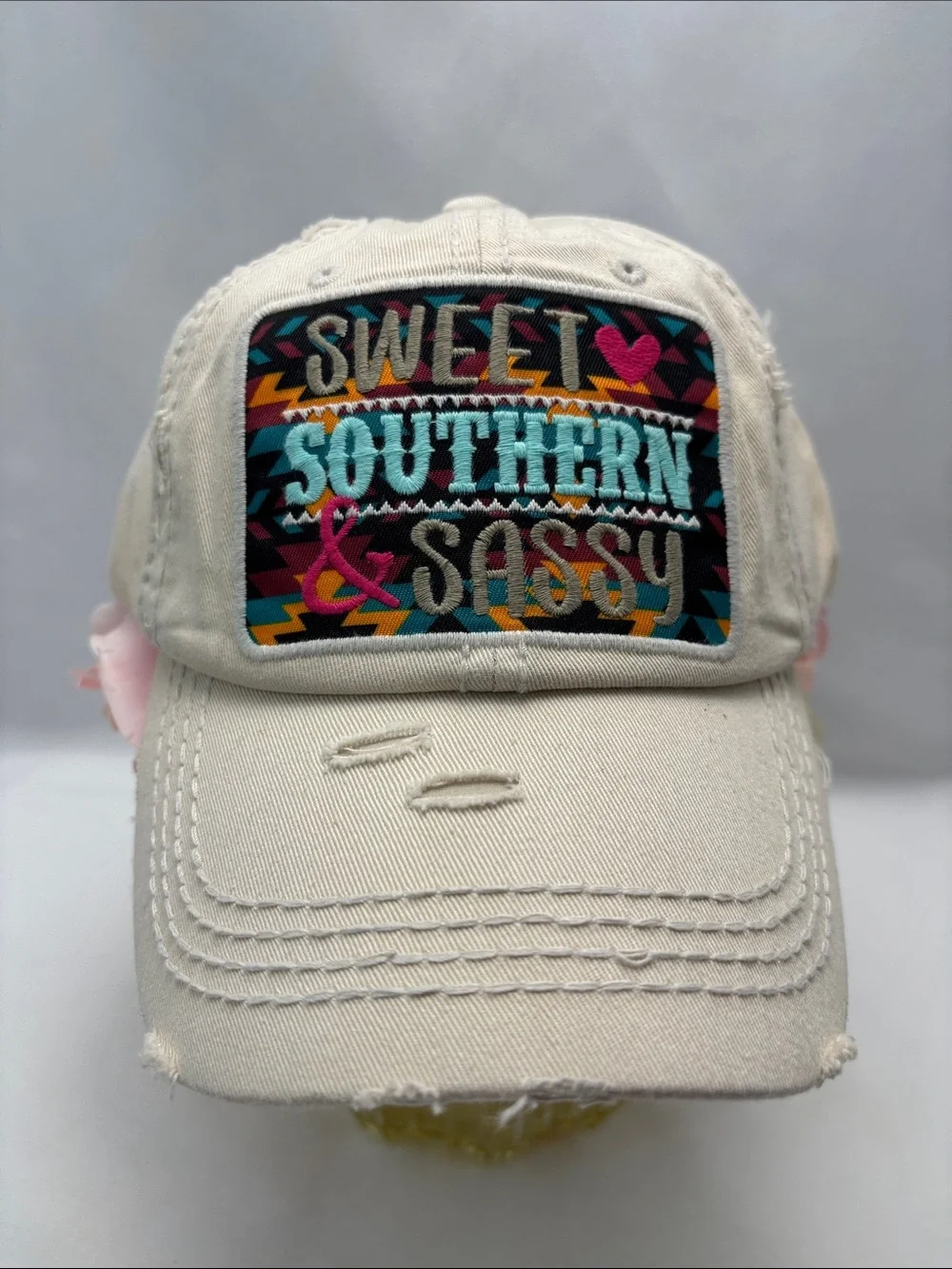 KBETHOS Women’s Vintage Style Cream Baseball Cap with Pastel Floral Accent
